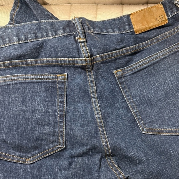 Gap 31x30 men’s slim fit jeans EUC, worn twice! Dark wash. - Picture 5 of 5